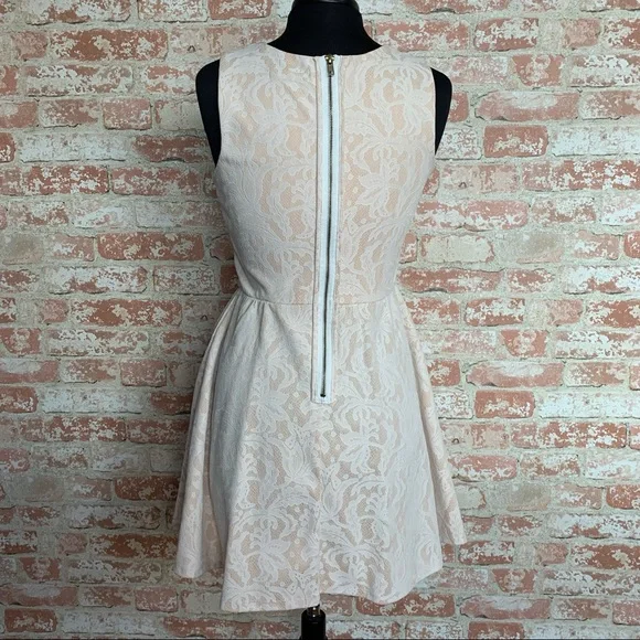 HEARTSOUL Cream Lace Dress Sleeveless Large Fit Flare Light Blush - Picture 8 of 10